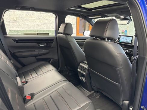 Used 2025 Honda CR-V Sport Touring image 45