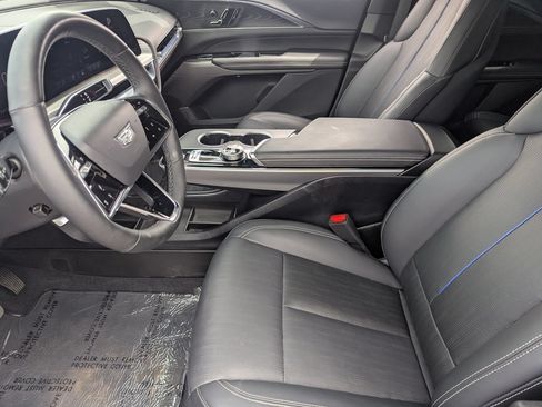 Certified 2024 Cadillac Lyriq Sport RWD image 21
