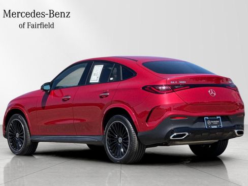 Used 2024 Mercedes-Benz GLC 300 4MATIC image 6
