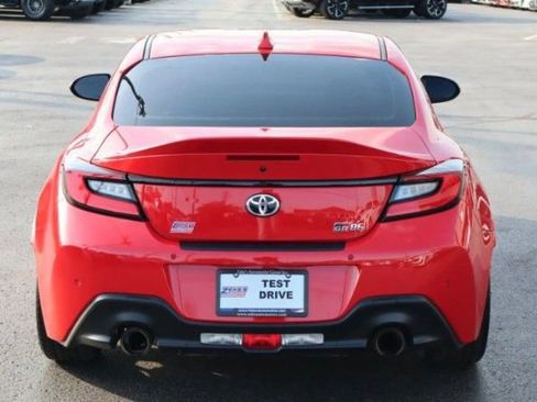 Used 2022 Toyota GR86 Premium w/ ALL Weather Mat Package (TMS) RWD image 9