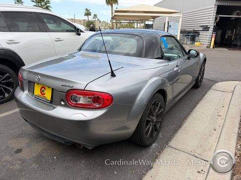 Used 2015 MAZDA MX-5 Miata Club image 3