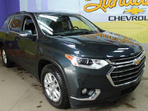 Used 2021 Chevrolet Traverse LT w/ LPO, Floor Liner Package AWD/4WD image 4