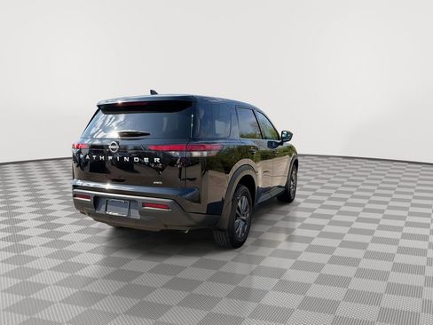 Certified 2025 Nissan Pathfinder S AWD/4WD image 11