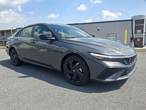 New 2026 Hyundai Elantra Sport FWD image 2