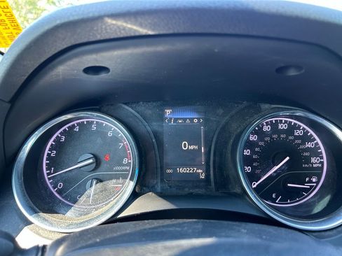 Used 2020 Toyota Camry SE image 23