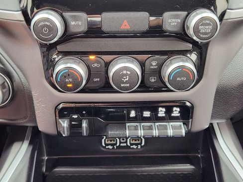 Used 2023 RAM 2500 Big Horn w/ Night Edition AWD/4WD image 25