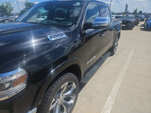 Used 2019 RAM 1500 Limited AWD/4WD image 2