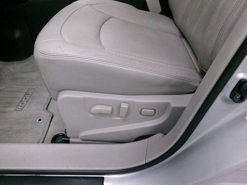 Used 2012 Nissan Rogue SL AWD/4WD image 21