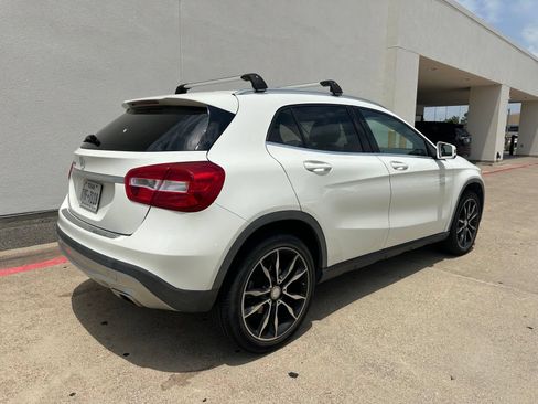 Used 2017 Mercedes-Benz GLA 250 image 6