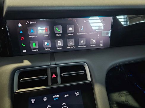 New 2025 Porsche Taycan image 29