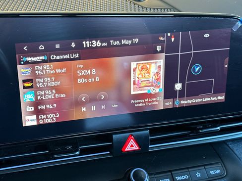 Used 2025 Hyundai Elantra SEL FWD image 17