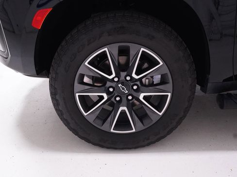 Used 2023 Chevrolet Tahoe Z71 AWD/4WD image 12