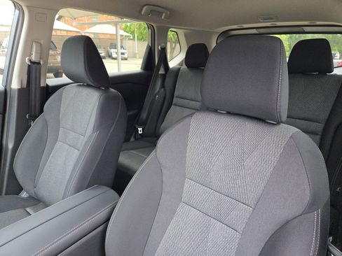 New 2026 Nissan Rogue SV FWD image 9
