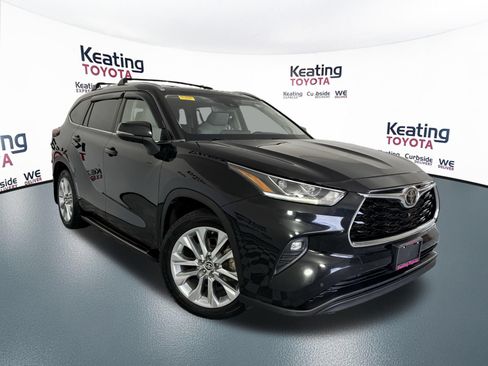 Used 2021 Toyota Highlander Limited AWD/4WD image 3