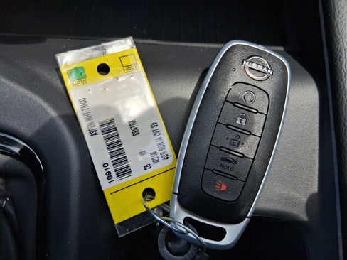 New 2026 Nissan Sentra SR w/ SR Premium Package FWD image 38