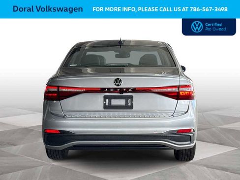 Used 2025 Volkswagen Jetta Sport FWD image 7