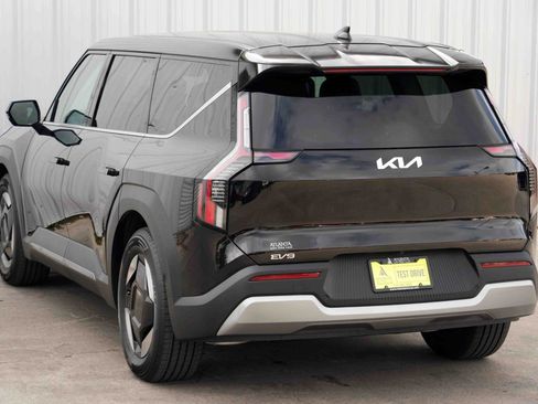 Used 2024 Kia EV9 Light Long Range image 50