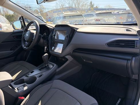 Used 2024 Subaru Crosstrek 2.0i AWD/4WD image 37