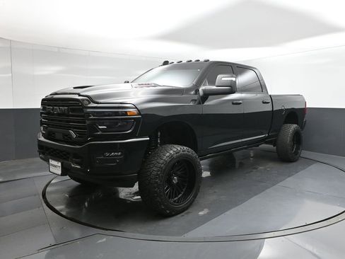 Used 2025 RAM 2500 Laramie image 17