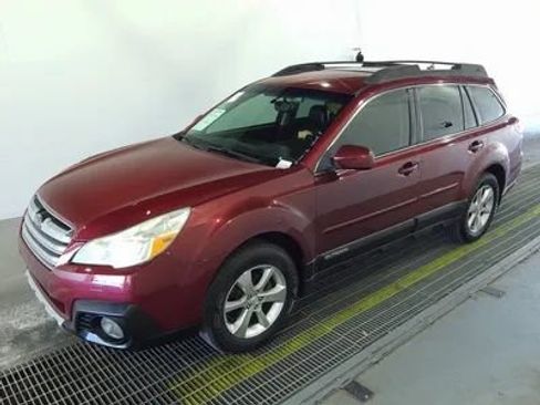 Used 2014 Subaru Outback 2.5i Limited AWD/4WD image 1