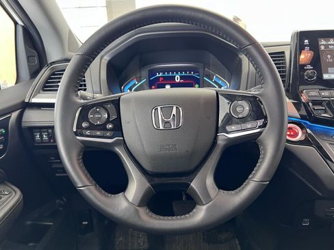 Used 2024 Honda Odyssey Touring image 5