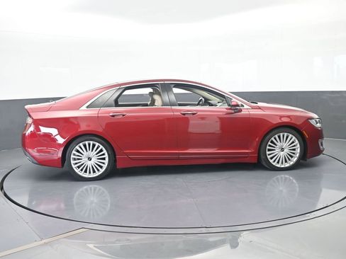 Used 2017 Lincoln MKZ Reserve w/ Climate Package AWD/4WD image 7