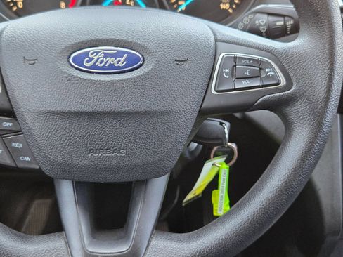 Used 2018 Ford Escape S FWD image 22