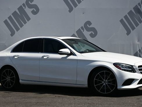 Used 2021 Mercedes-Benz C 300 Sedan image 3