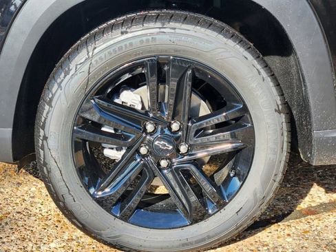 New 2026 Chevrolet Trax ACTIV w/ Driver Confidence Package image 15