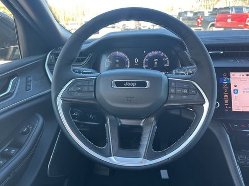 New 2026 Jeep Grand Cherokee L Limited image 15