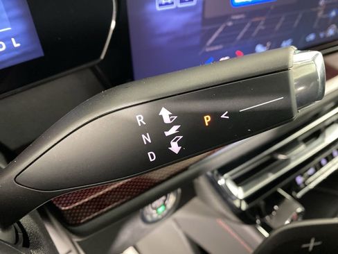 New 2026 Chevrolet Traverse Z71 w/ Enhanced Driving Package image 17