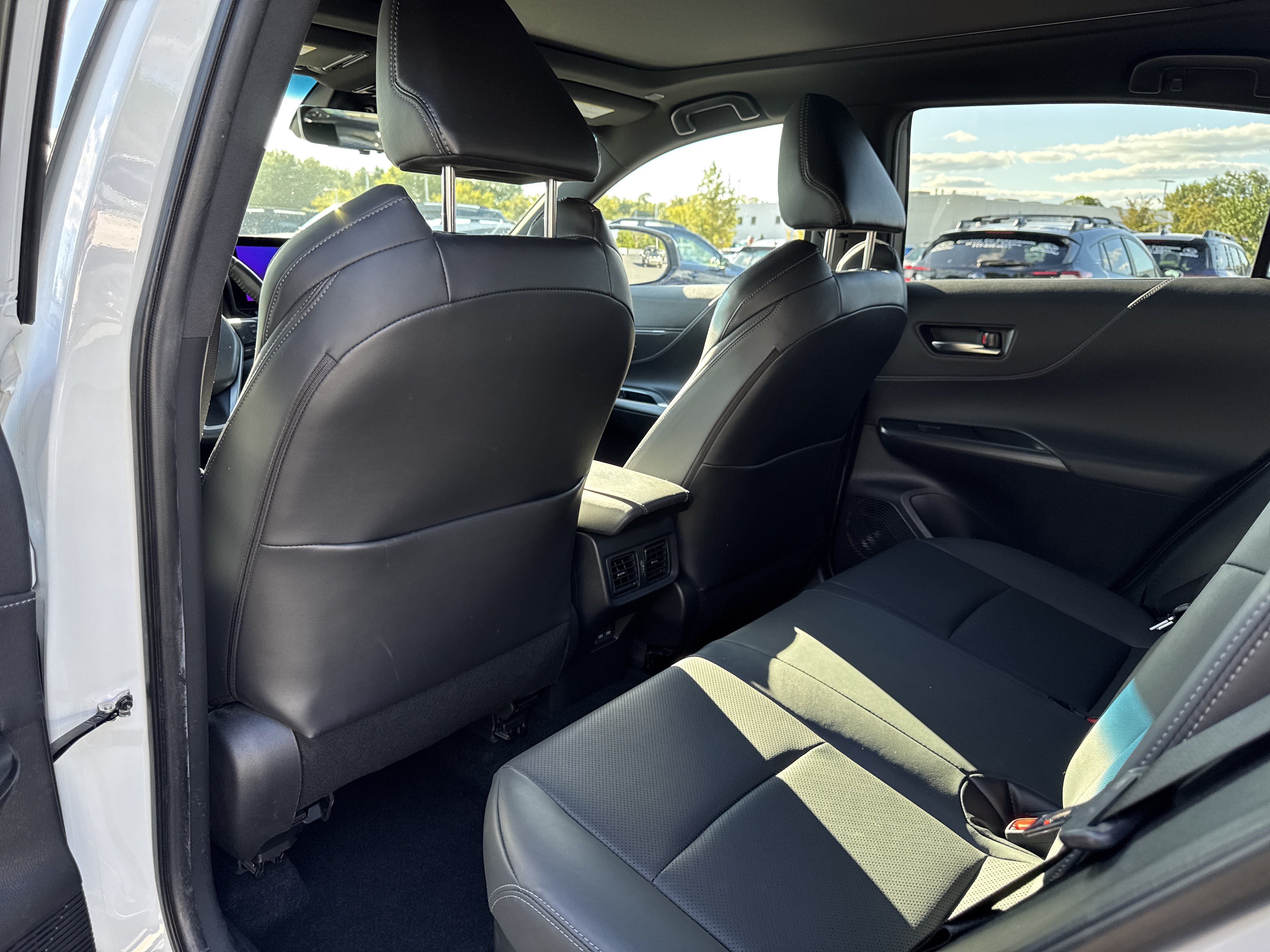 Used 2023 Toyota Venza Limited AWD/4WD image 21
