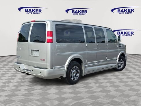 Used 2022 GMC Savana 2500 w/ Enhanced Convenience Package RWD image 5