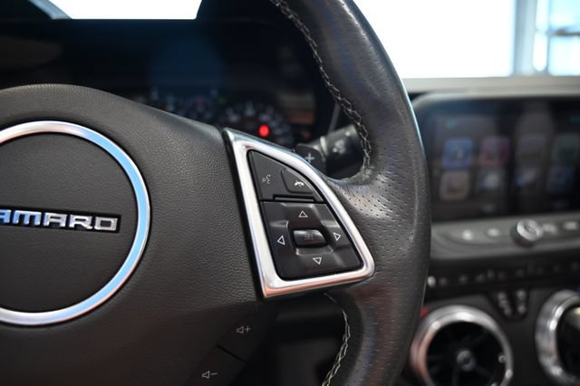 Used 2017 Chevrolet Camaro SS RWD image 28