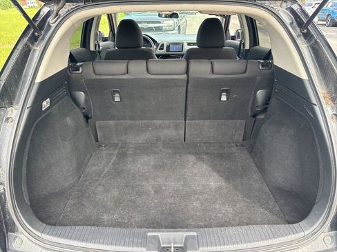 Used 2016 Honda HR-V EX image 11