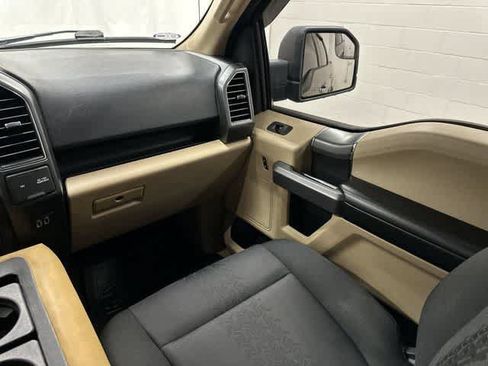 Used 2019 Ford F150 XLT w/ Equipment Group 302A Luxury AWD/4WD image 13