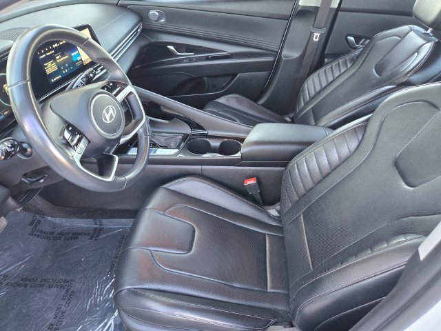 Used 2024 Hyundai Elantra Limited FWD image 18