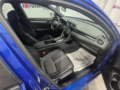 Used 2019 Honda Civic Sport image 18