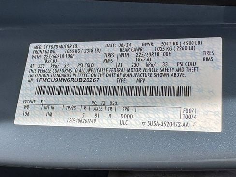 Used 2024 Ford Escape ST-Line w/ Tech Pack #1 AWD/4WD image 23