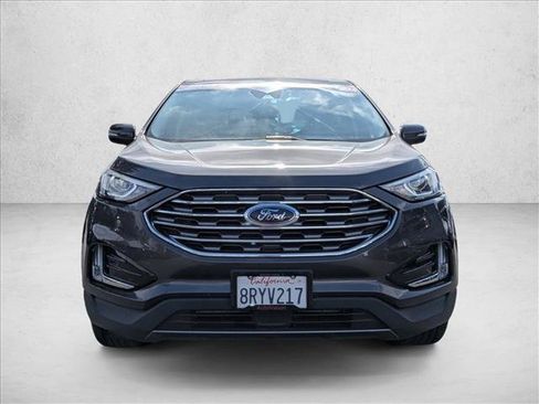 Used 2020 Ford Edge SEL w/ Convenience Package FWD image 2
