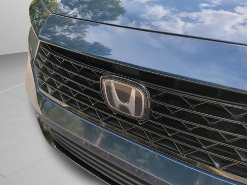 Certified 2024 Honda Accord Touring image 29