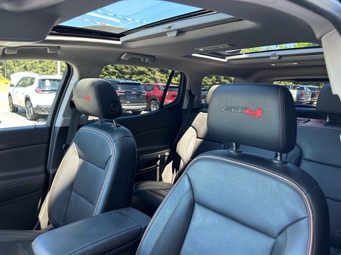 Used 2020 GMC Acadia AT4 w/ GMC Pro Grade Package AWD/4WD image 9