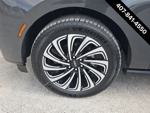 New 2026 Lincoln Navigator Black Label AWD/4WD image 8