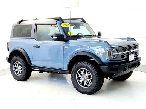 Used 2024 Ford Bronco Badlands image 7