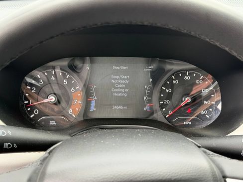 Used 2023 Jeep Compass Limited AWD/4WD image 32