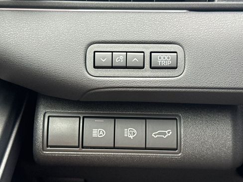 New 2026 Toyota bZ FWD image 30