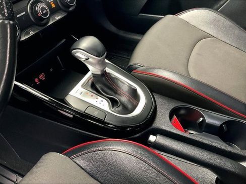 Used 2020 Kia Forte GT image 17