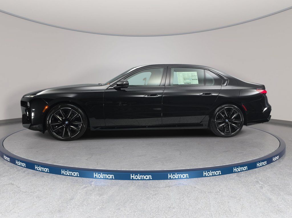 New 2026 BMW 760i xDrive w/ Executive Package AWD/4WD image 8
