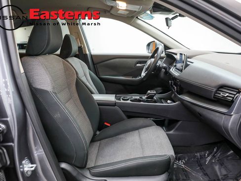 Used 2022 Nissan Rogue SV AWD/4WD image 24