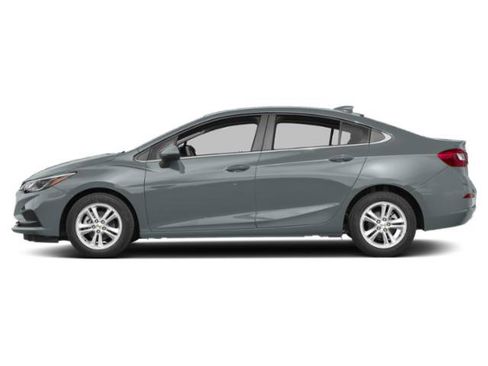 Used 2018 Chevrolet Cruze LT image 3
